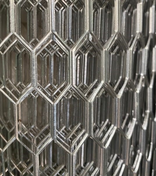 Aluminium Expanded Mesh in Capsule Form